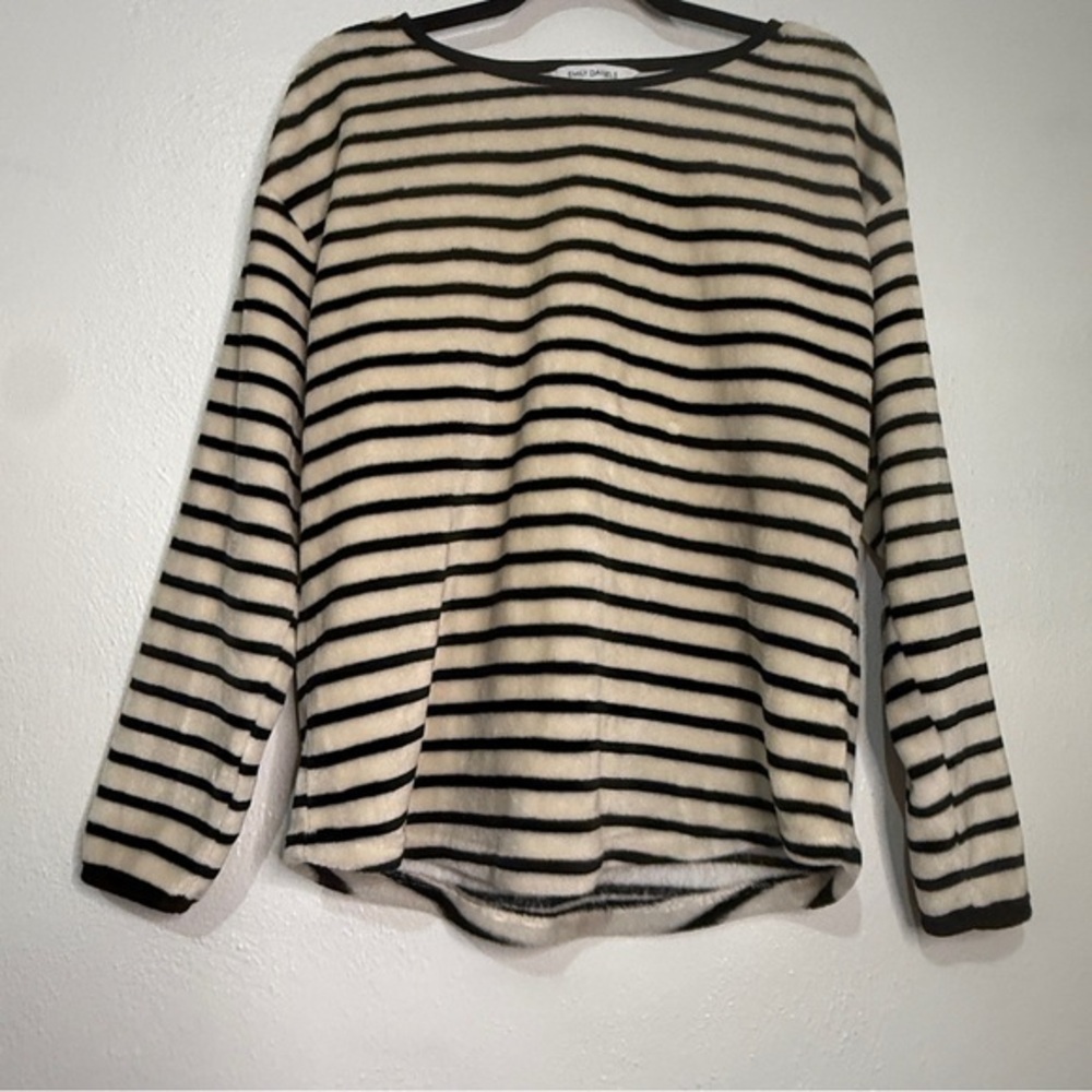 Emily Daniels Striped Black and Cream Velour Soft Women's Top. Sz L.